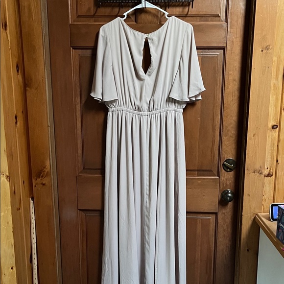 Show Me Your MuMu Cream Emily Empire Maxi Dress Size XL - Picture 3 of 5